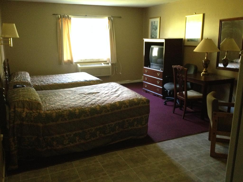 Hatfield Inn Room photo